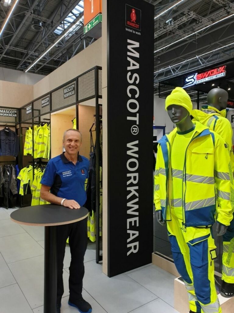 Kurt Madsen, Mascot export manager explains the Mascot Accelerate Multisafe collection