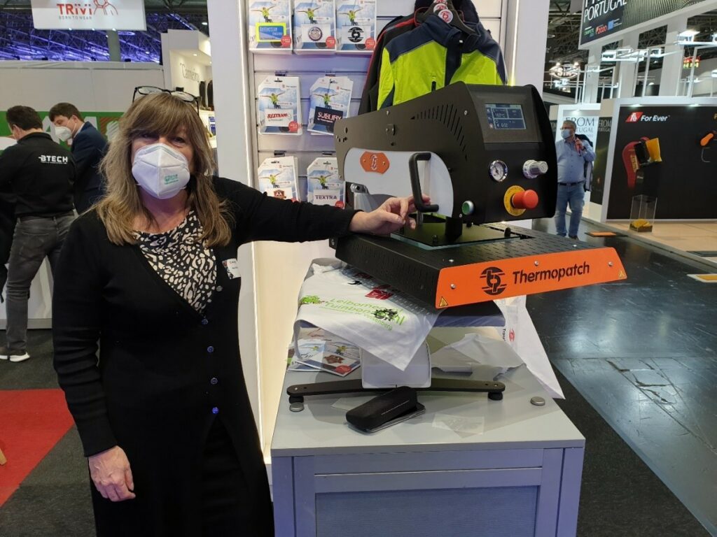 Paula Kristel, sales manager /Thermopatch presenting a new patching machine