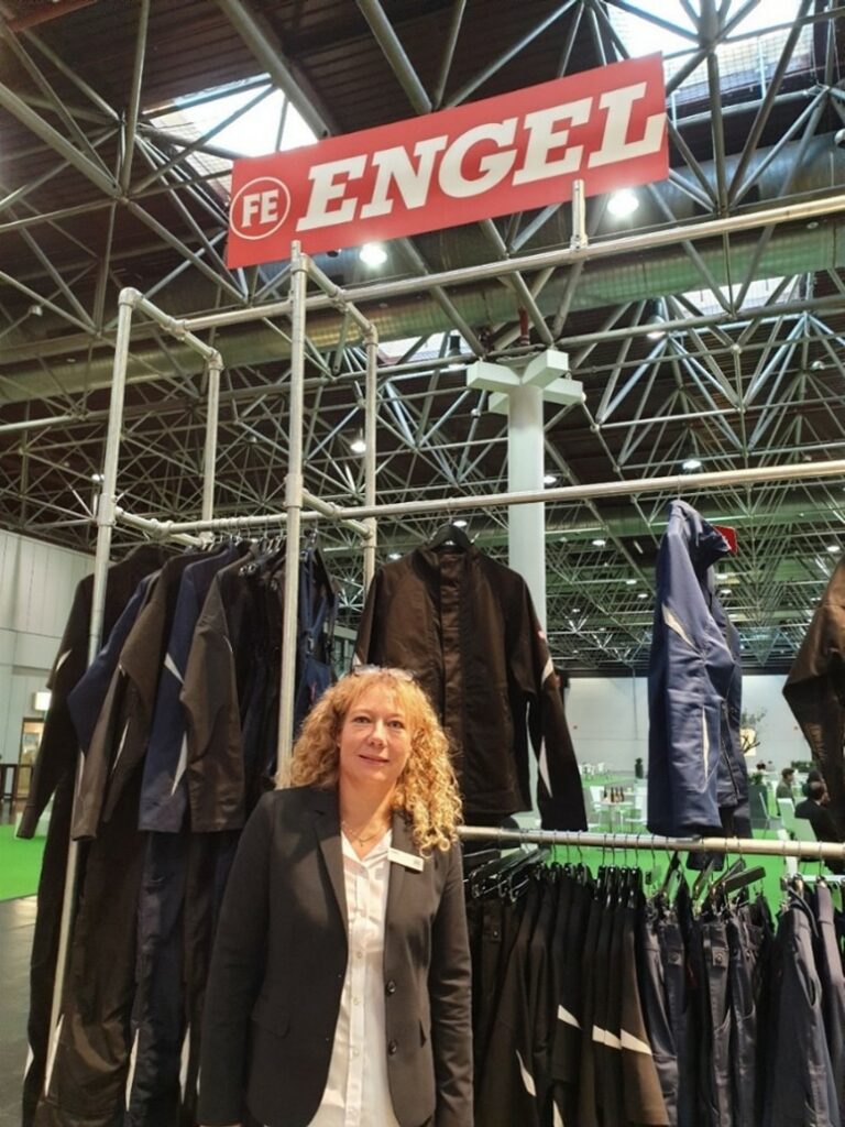 Rikke Svenstrup presents the new Profiplus+ collection for textile service
