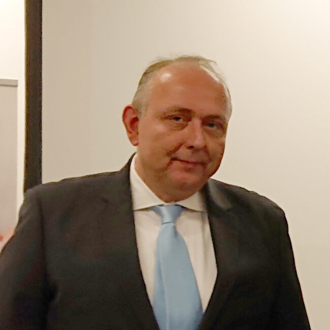 Mr. Niels Pols