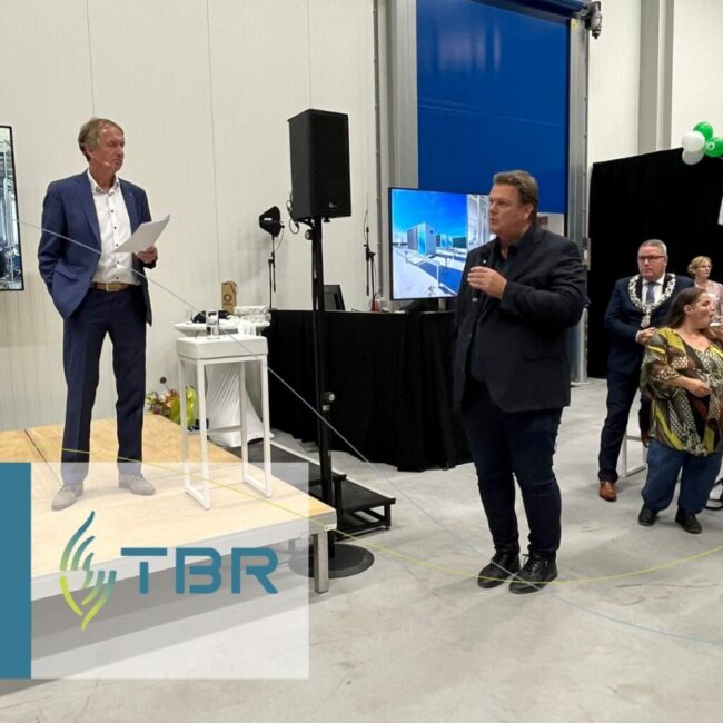 During the opening, Rob Teuling den Teuling on stage and Jaap Reinders during his presentation