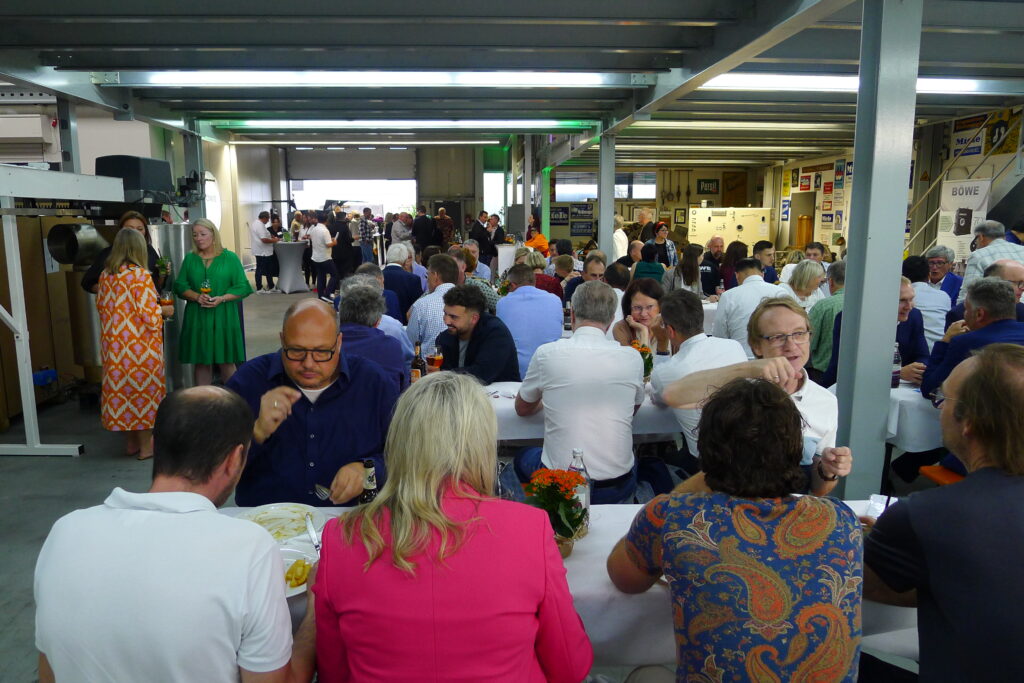 The Boewe Open House 24; Well attended, with great spirit!