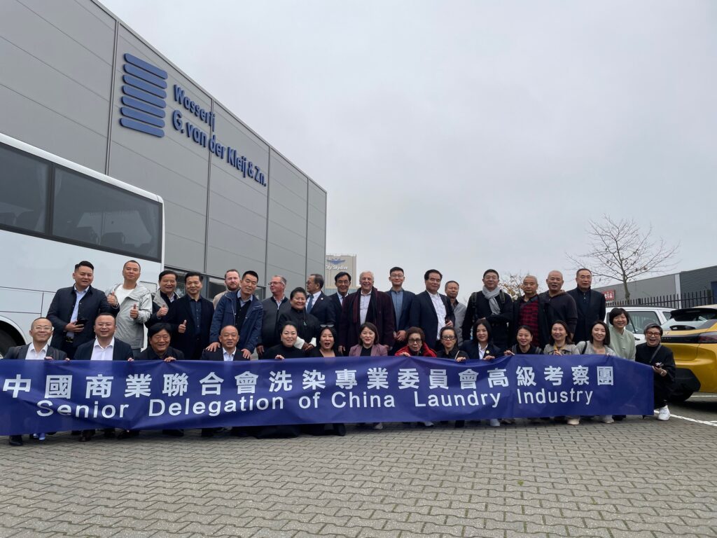 G.v.d. Kleij Textile services in the Netherlands of 36 Chinese Professionals with thanks to both laundries.
